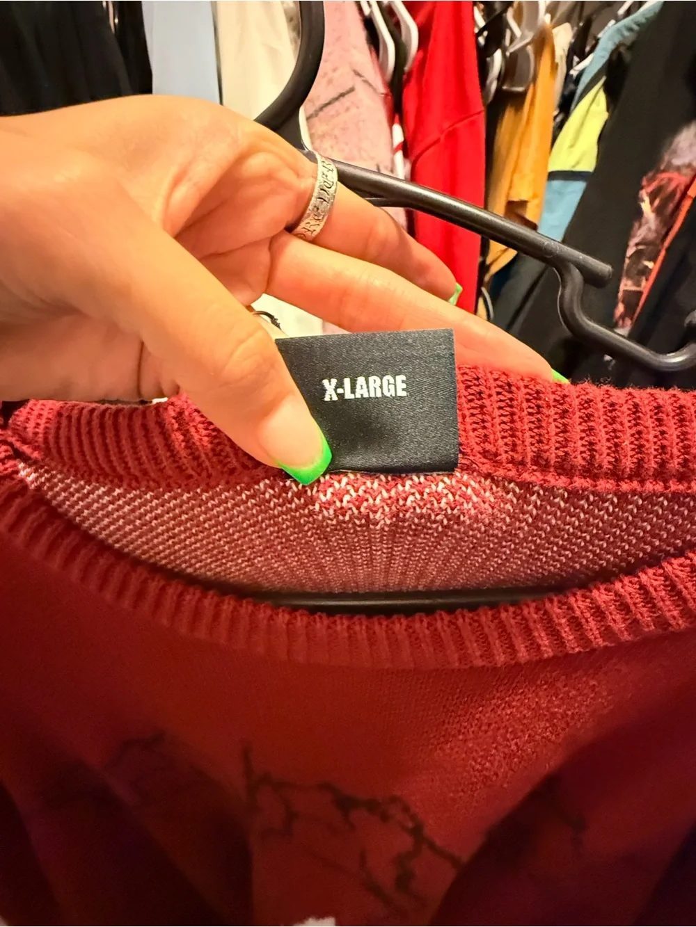 Bershka Red Graphic Crewneck Sweater with White Motif - Picture 3 of 7